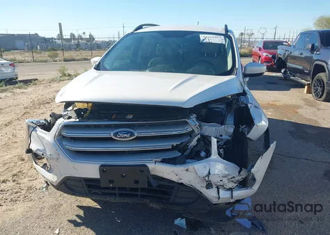 2018 Ford Escape Sel z USA, uszkodzony, nr VIN 1FMCU9HD2JUB45205